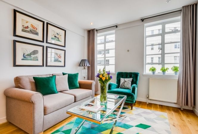 Interior Designed 1 Bedroom for 4 Apartment in Kensington