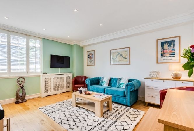 Stylish Quality 1 Bedroom Family Apartment in Kensington